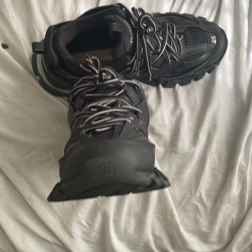 Balenciaga tracks